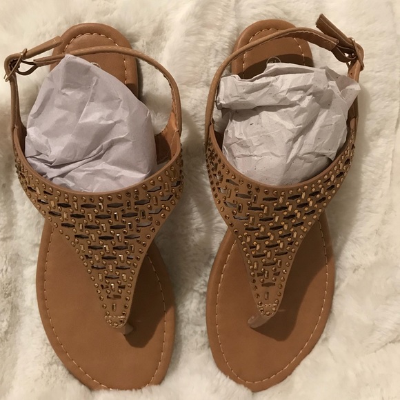 New thong natural sandals last one - Picture 3 of 5